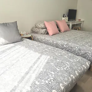  Apartment B House -- Self Check In -- Number & Password Is In The Following Email